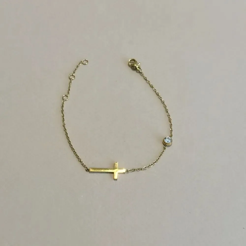 Cross bracelet M1023
